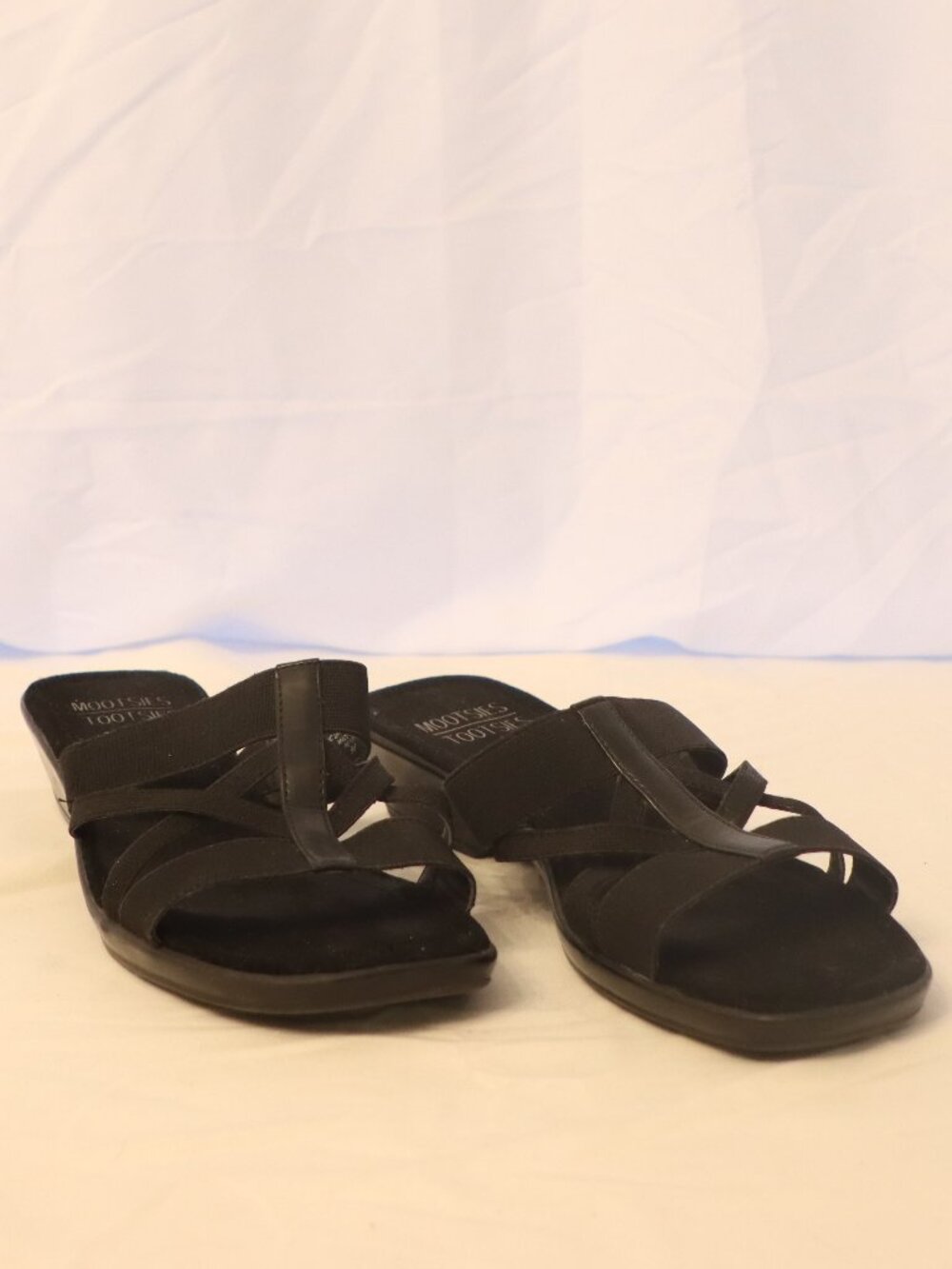Mootsies Tootsies Size 9 Black Slide Sandals